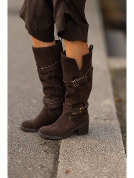 BOTAS LIUJO